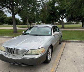 Lincoln Town Car